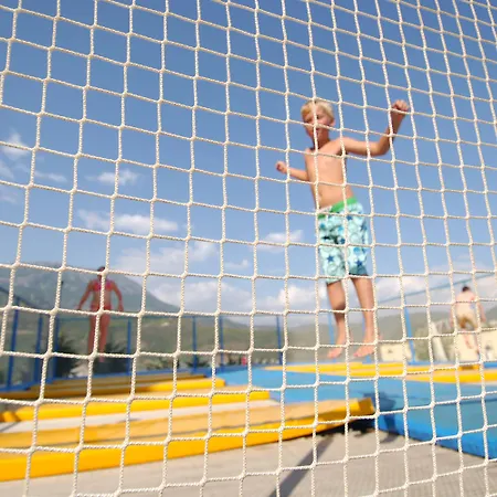 Goldcity * אלאניה