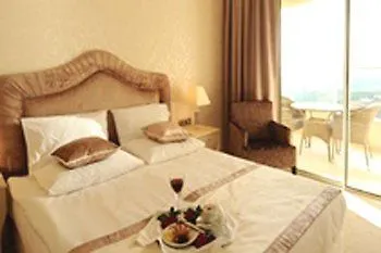 Goldcity Resort