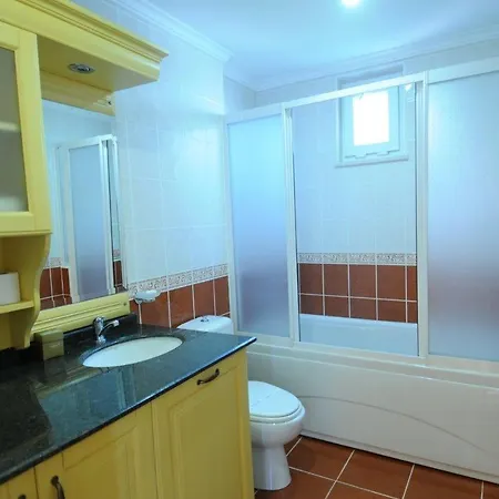 Θέρετρο Goldcity 5*